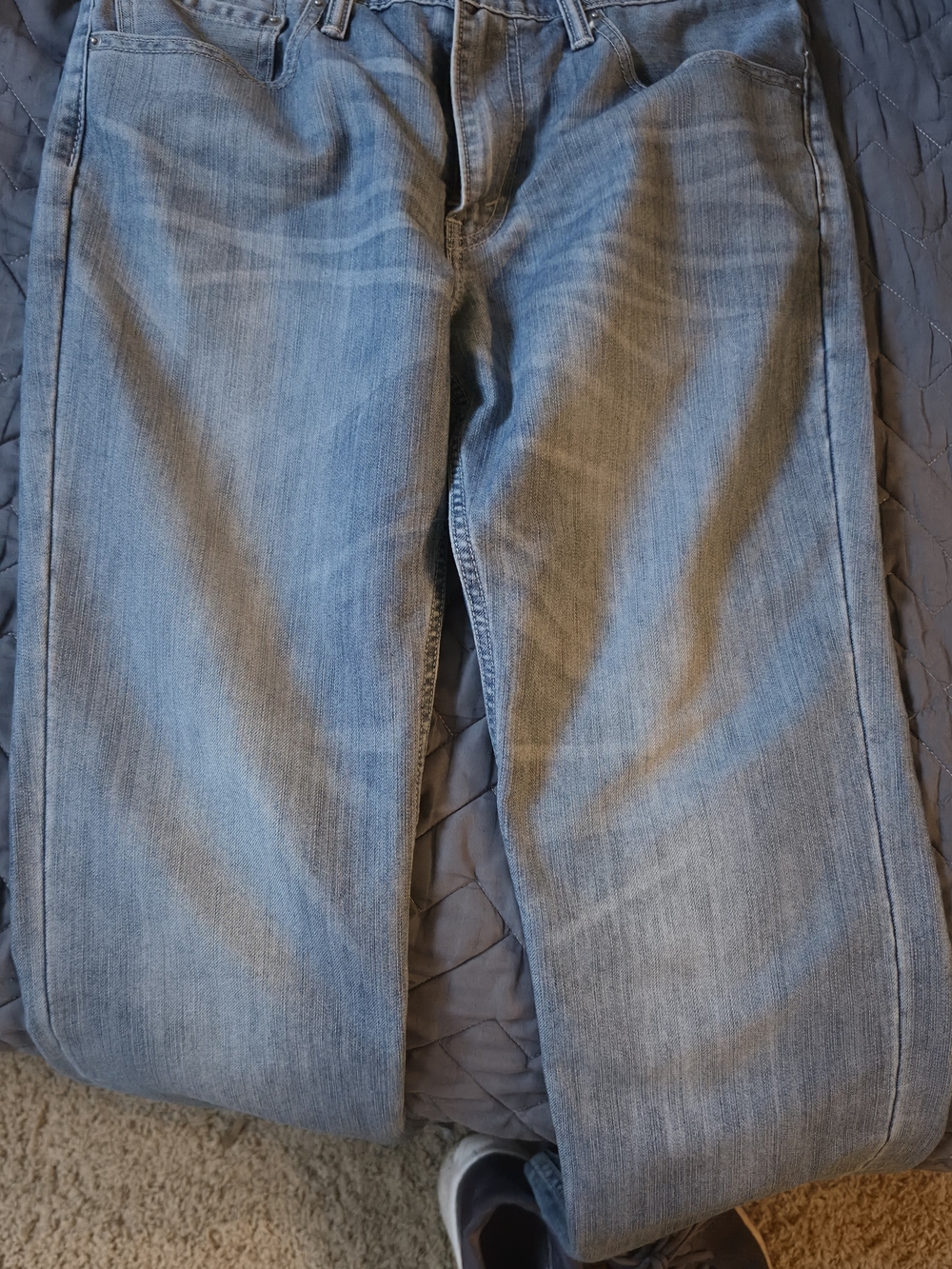 Levi's 511 Men's Light Blue Relaxed Straight Jeans